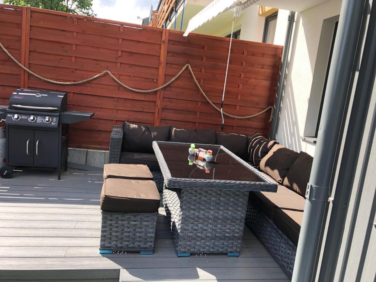 Апартаменты Apartament Zatoka Deluxe Z Ogrodem Debogorze Экстерьер фото